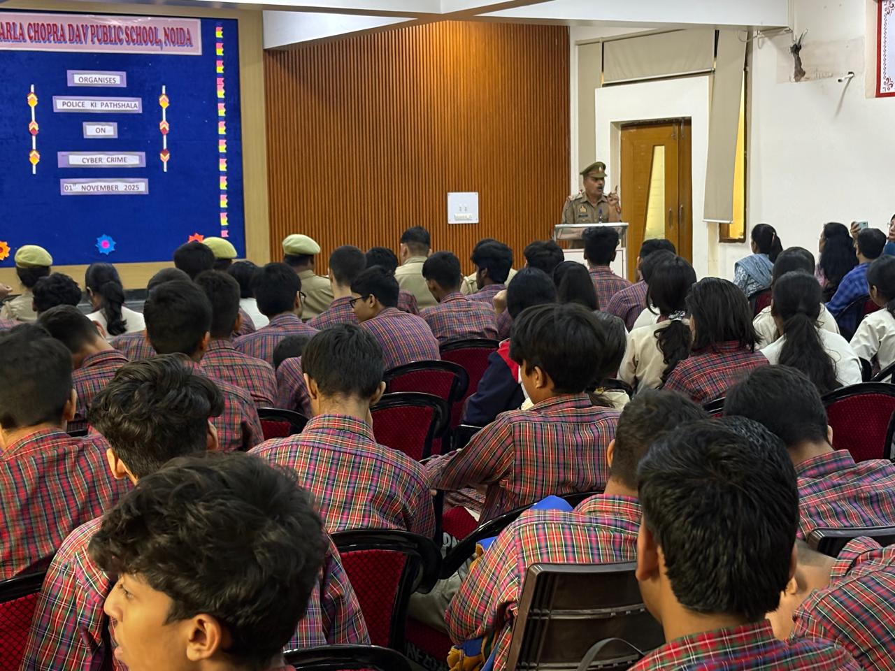 	/File/17/L6P_Cyber Crime Workshop 03.jpeg